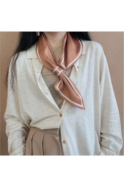 H word Classic Silk Elegant Soft Short Scarf H字丝质典雅柔软短丝巾